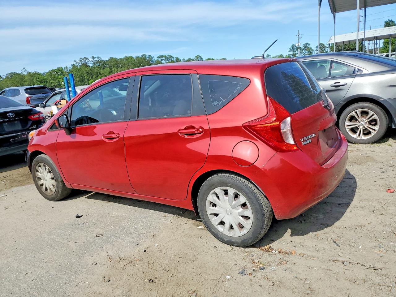 Nissan Versa Sv