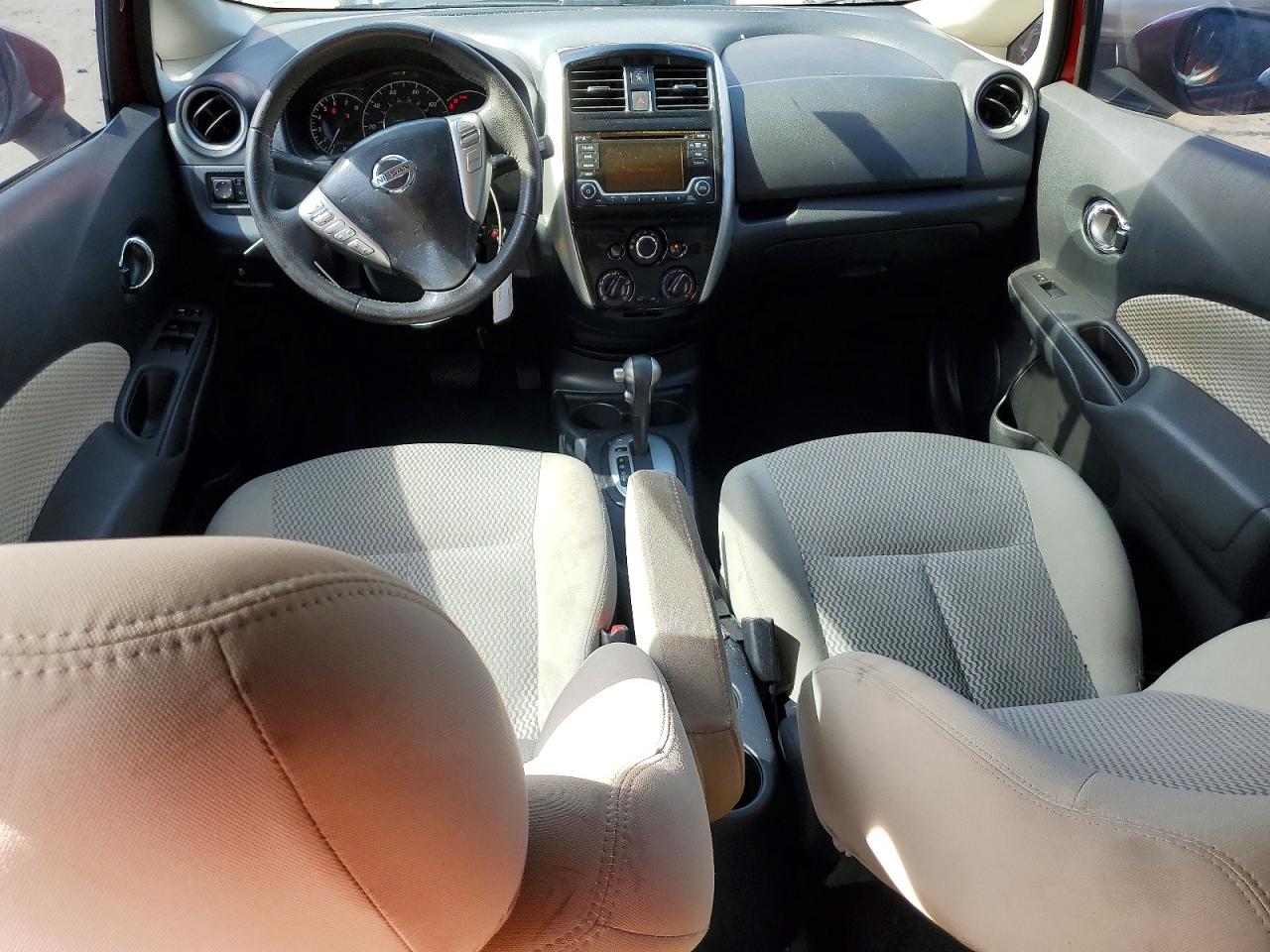 Nissan Versa Sv