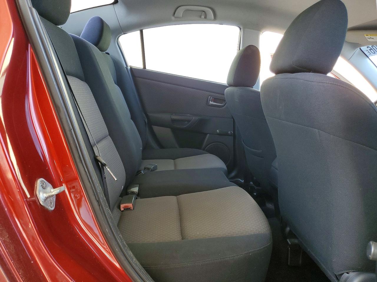 Mazda 3 I