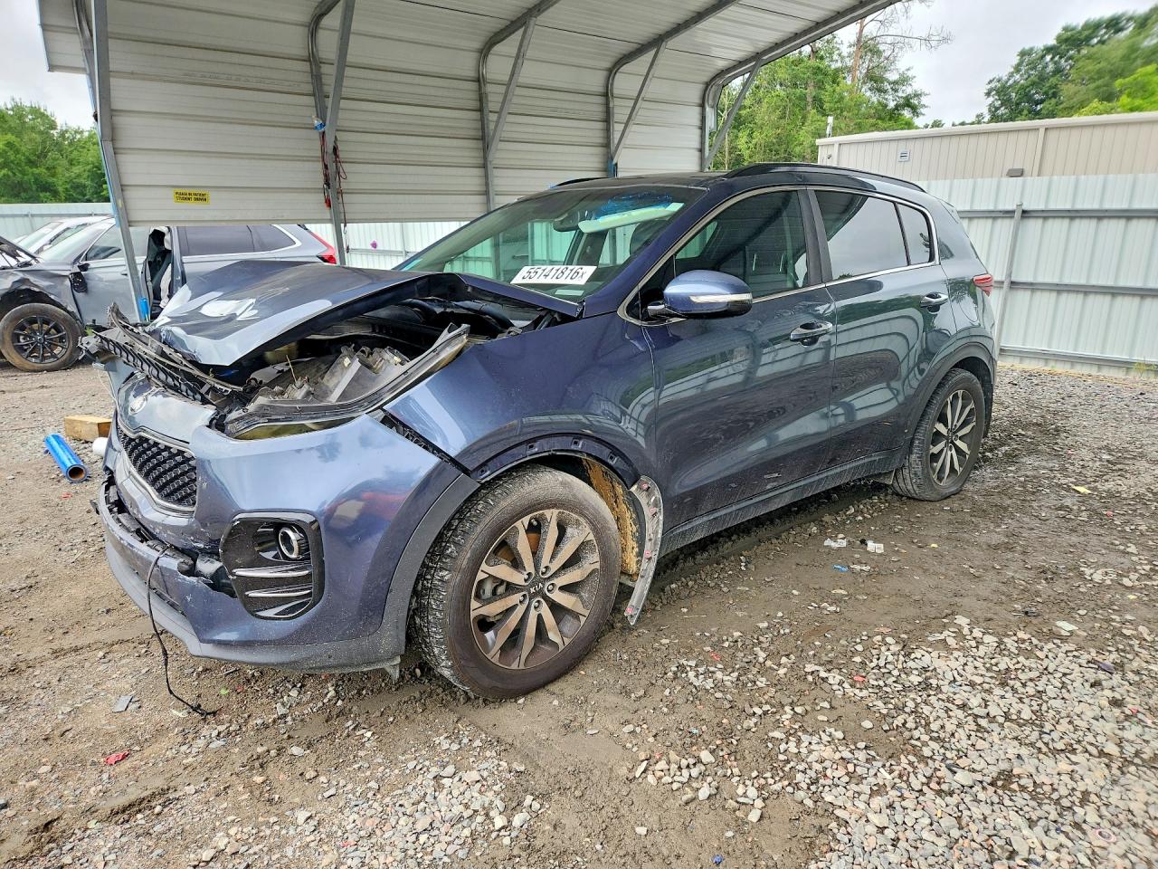 Salvage Kia Sportage Image