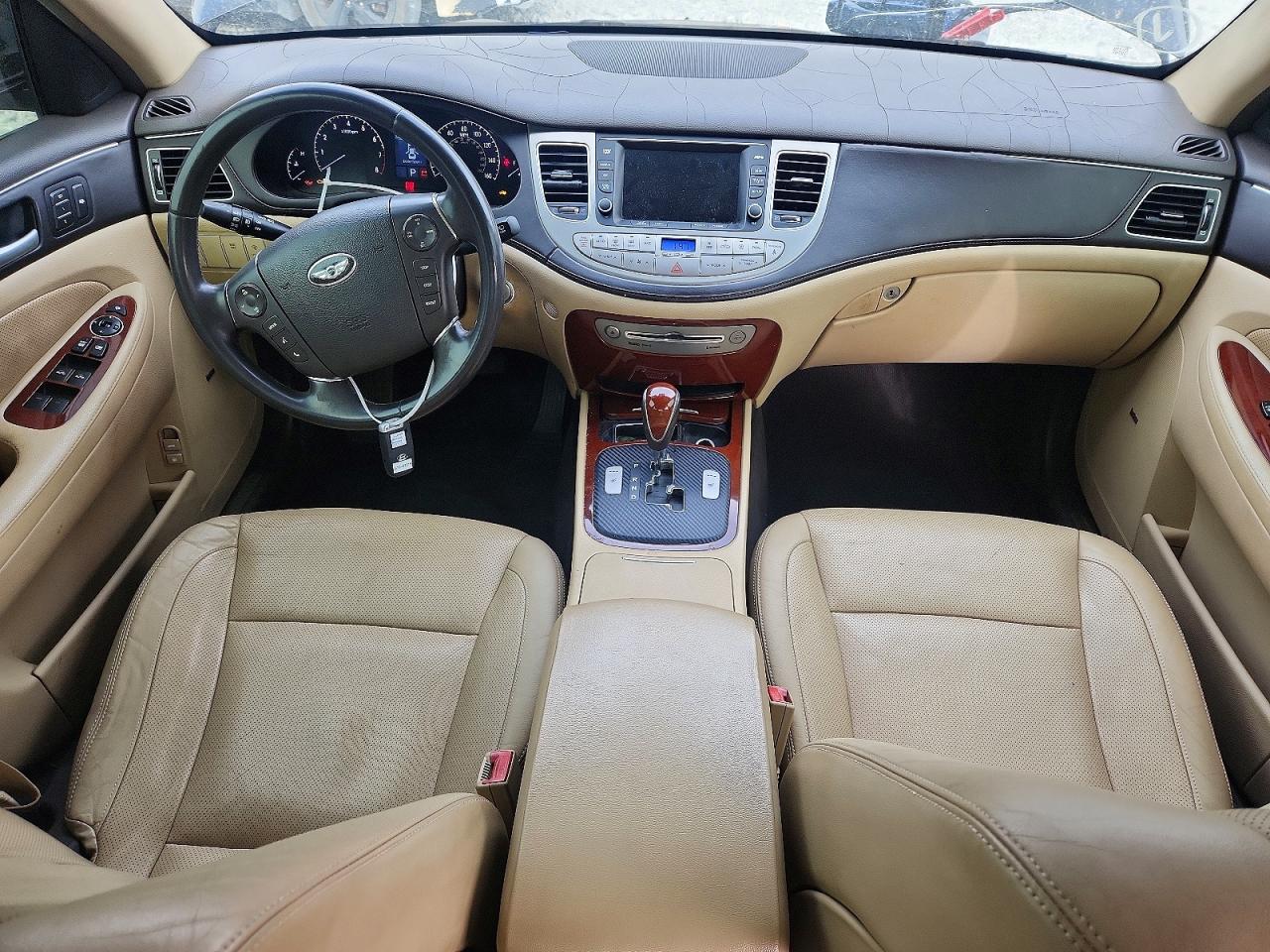 Hyundai Genesis 3.8l