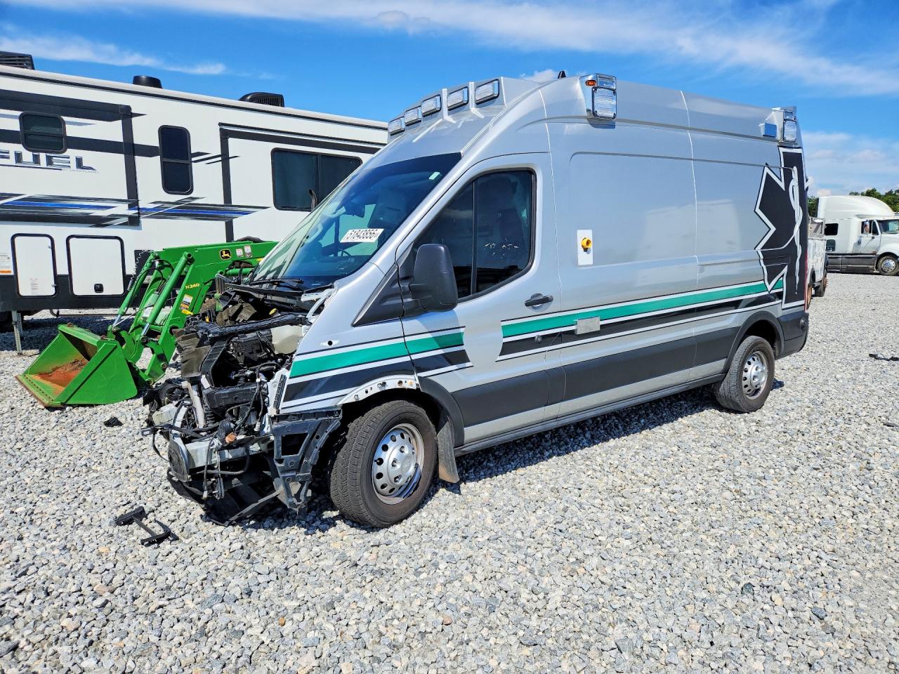 Salvage Ford 350 Image