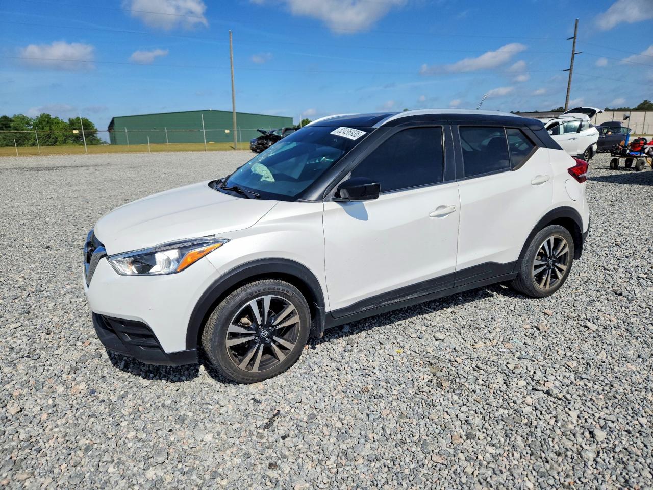 Salvage Nissan Kicks Image