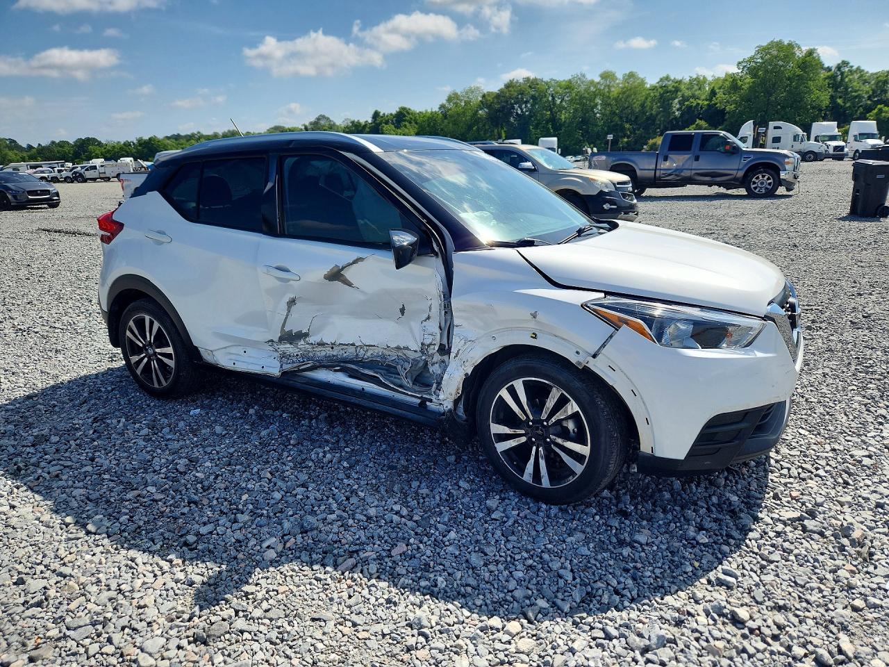Nissan Kicks Sv