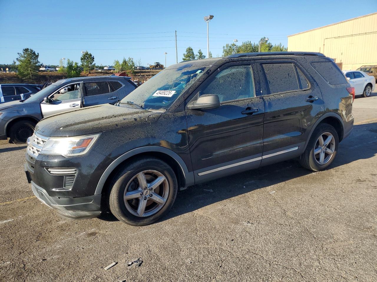 Salvage Ford Explorer Image