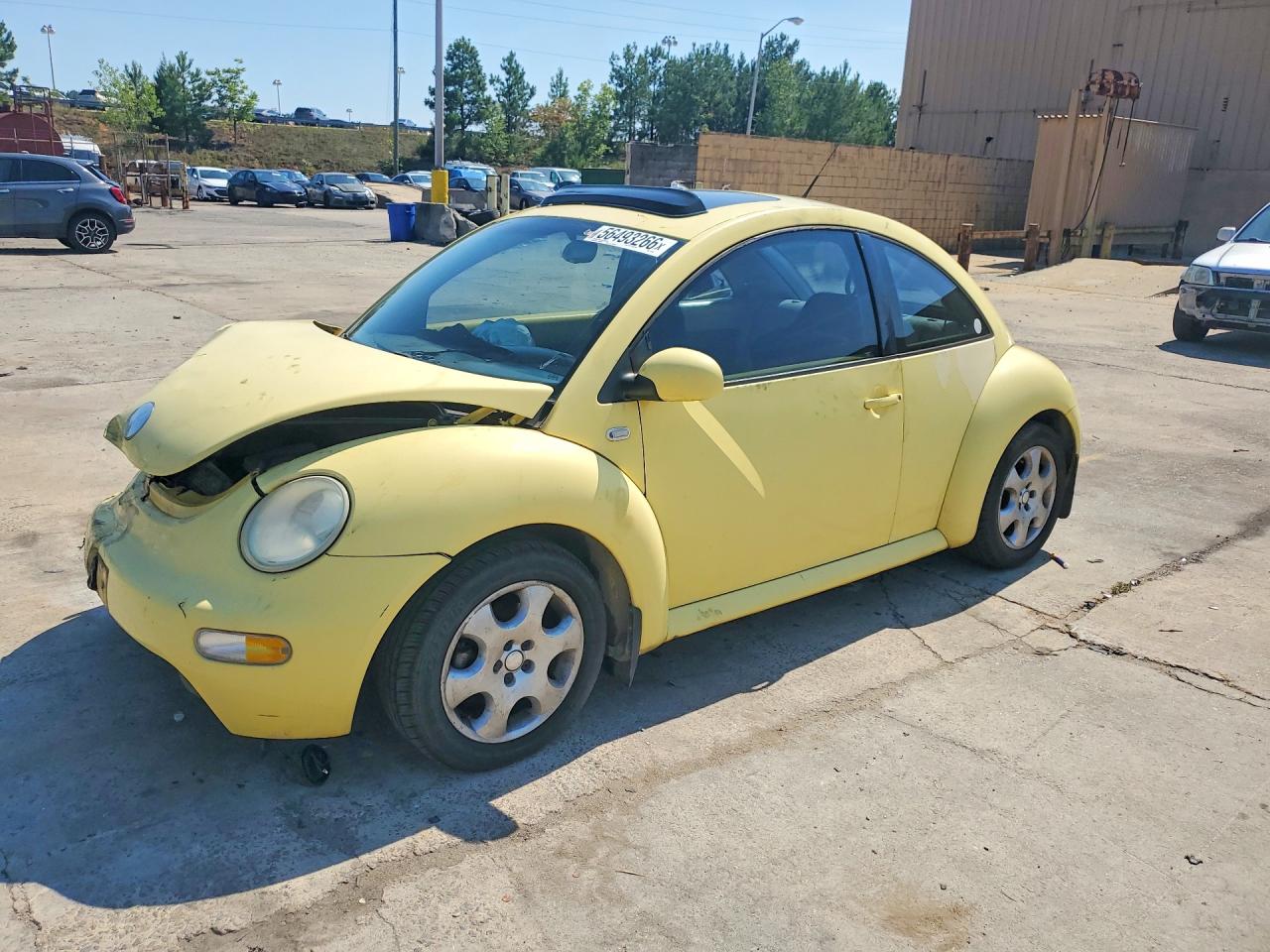 Salvage Volkswagen Beetle Image