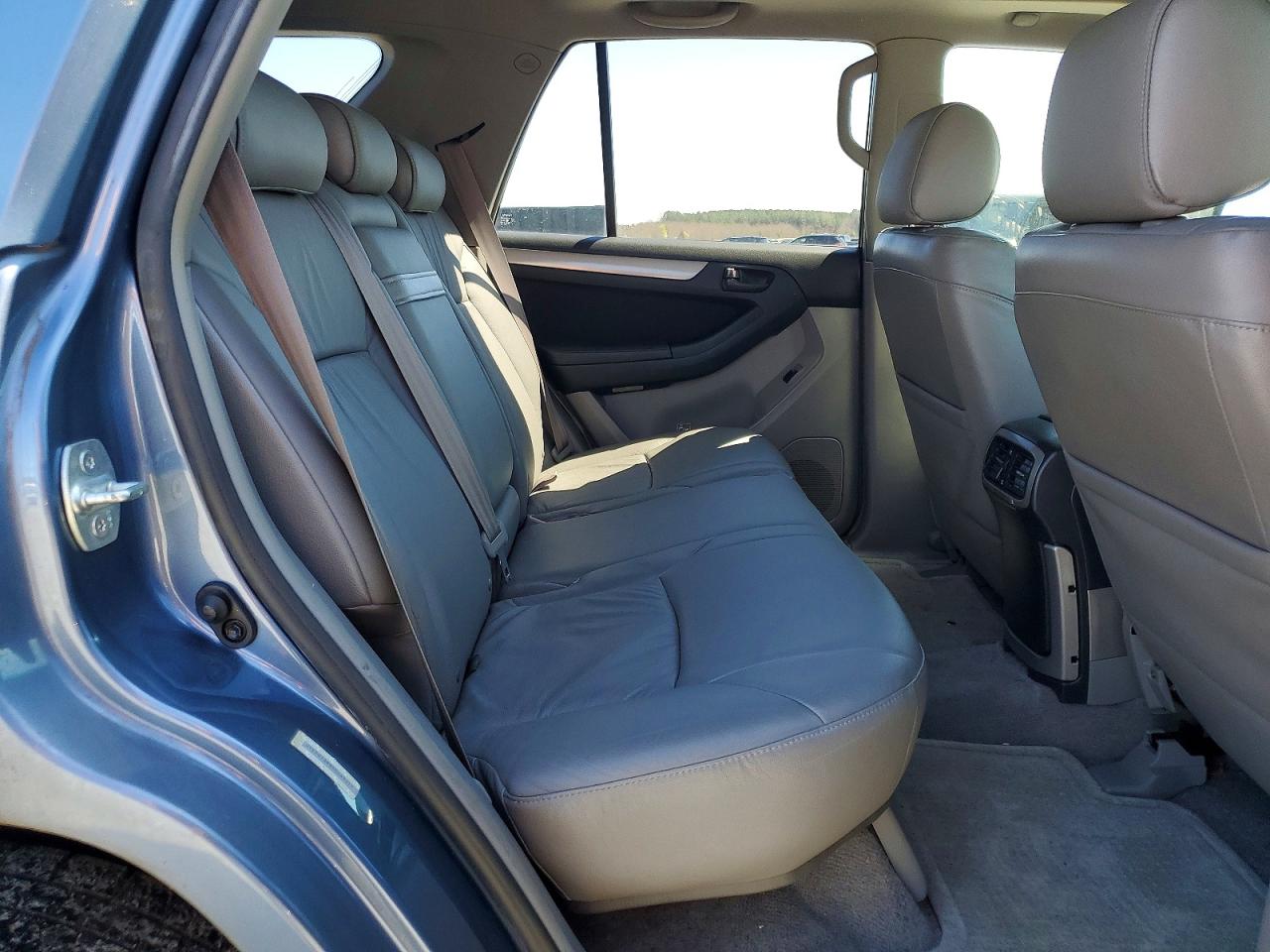 Toyota 4Runner Sr5