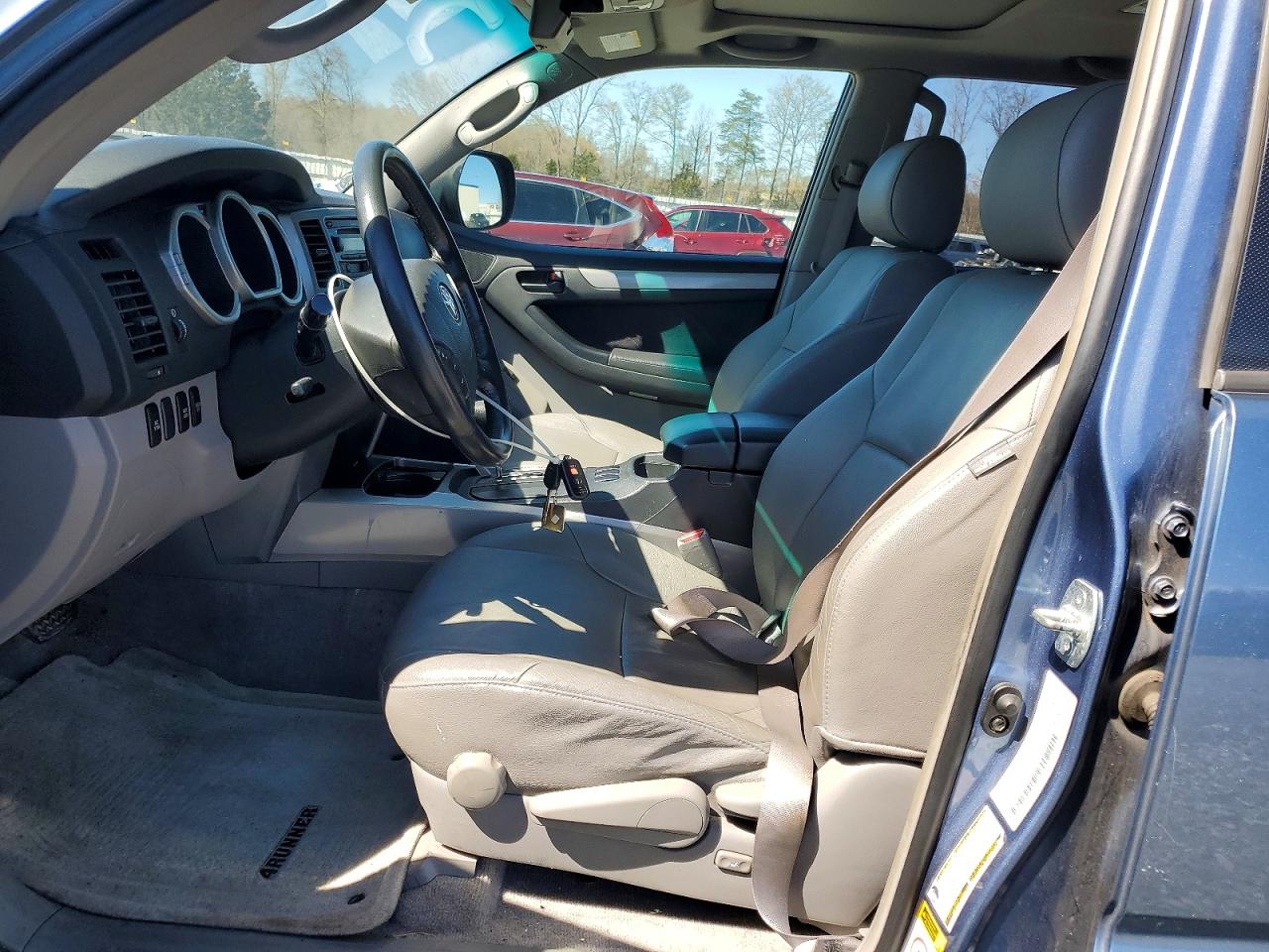 Toyota 4Runner Sr5