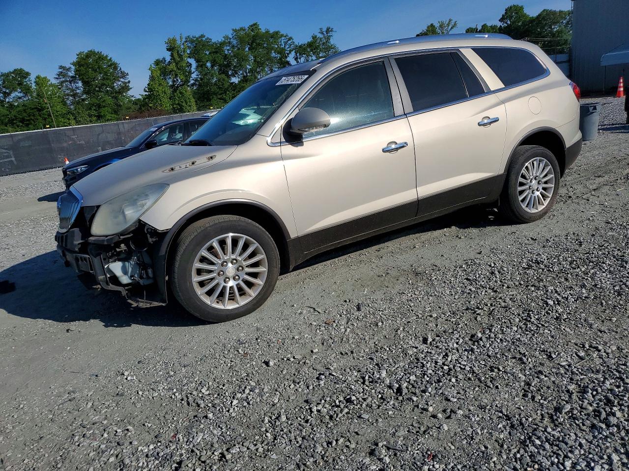 Salvage Buick Enclave Image