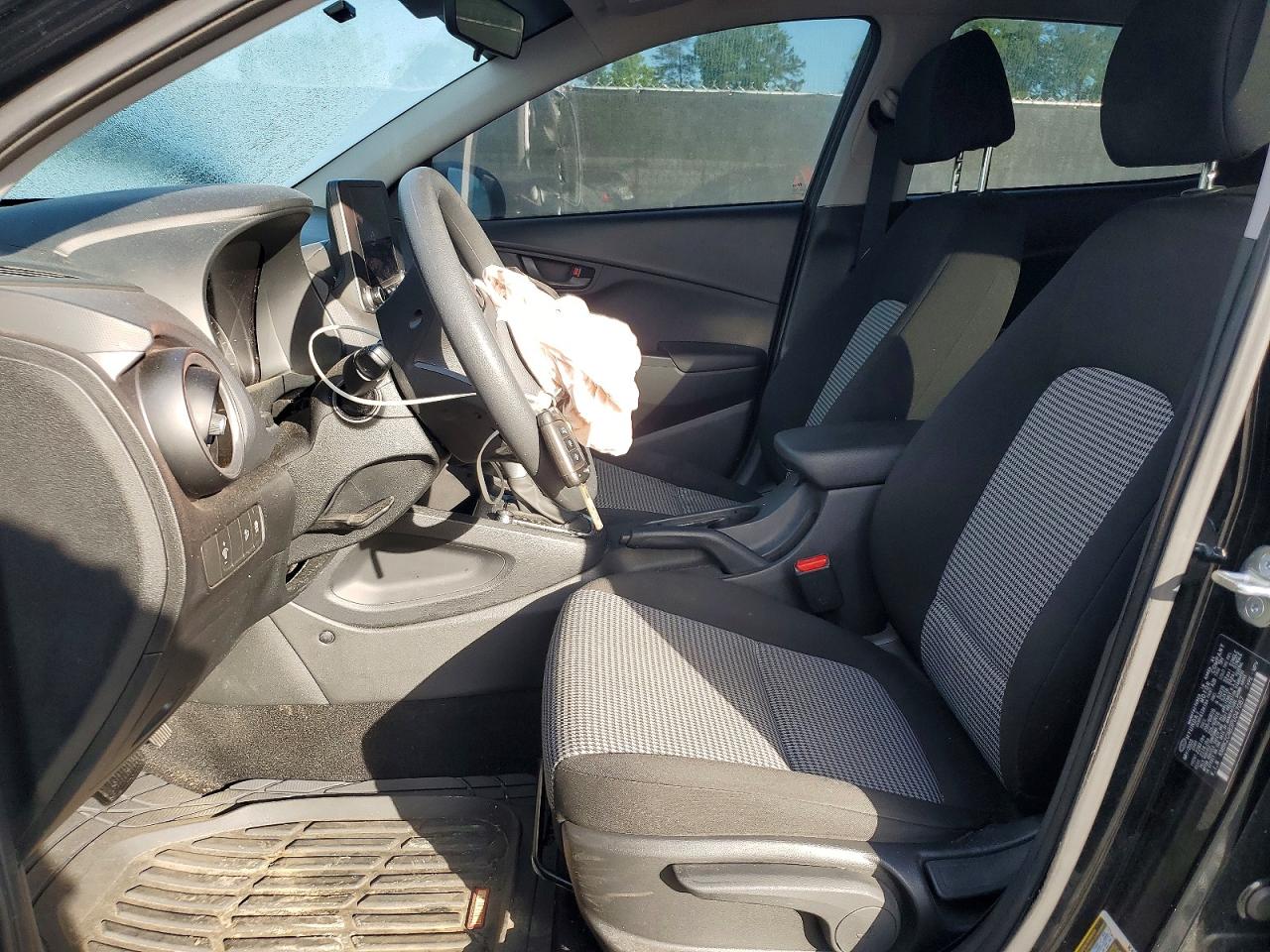 Hyundai KONA Se