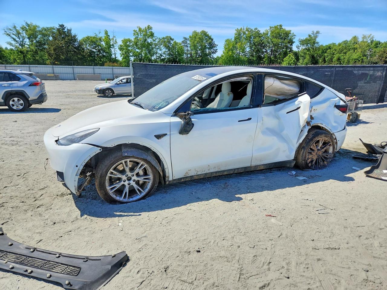 Salvage Tesla Model Y Image
