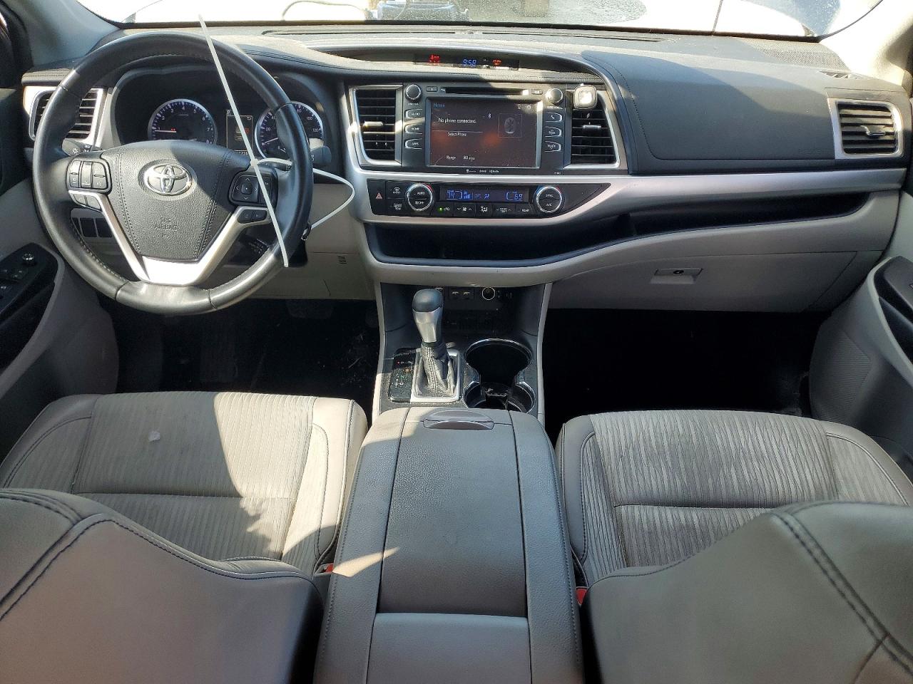 Toyota Highlander Le
