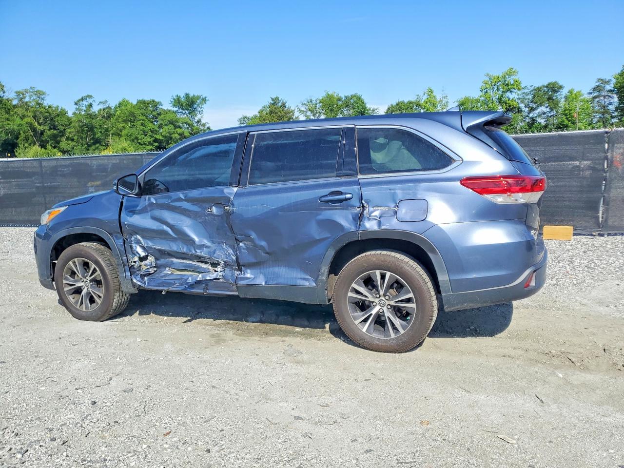 Toyota Highlander Le