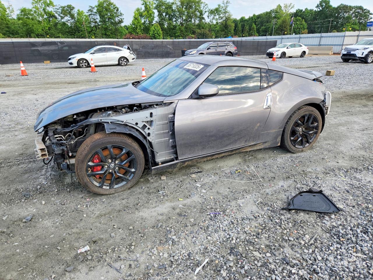 Salvage Nissan 370Z Image