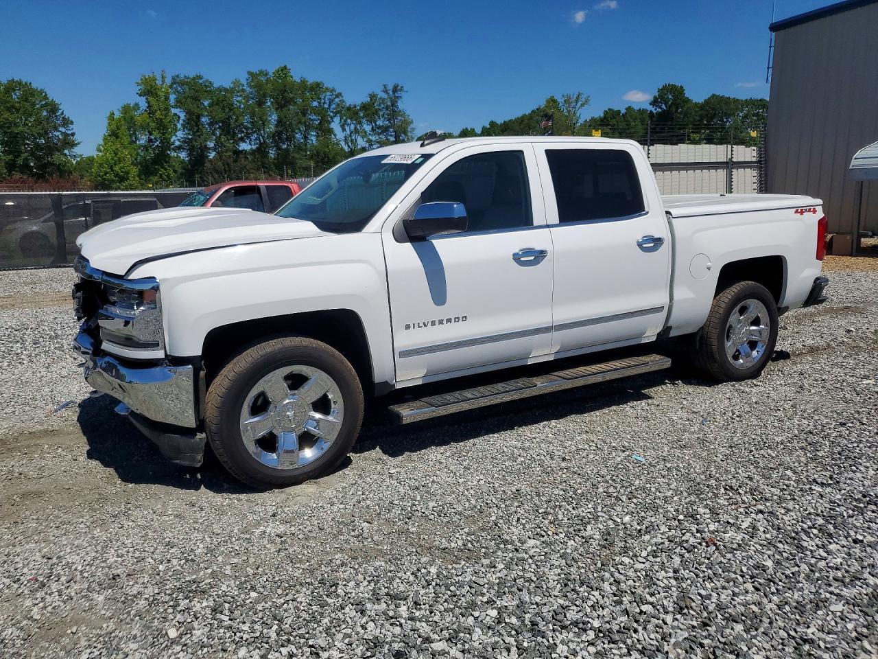 Salvage Chevrolet Silverado Image