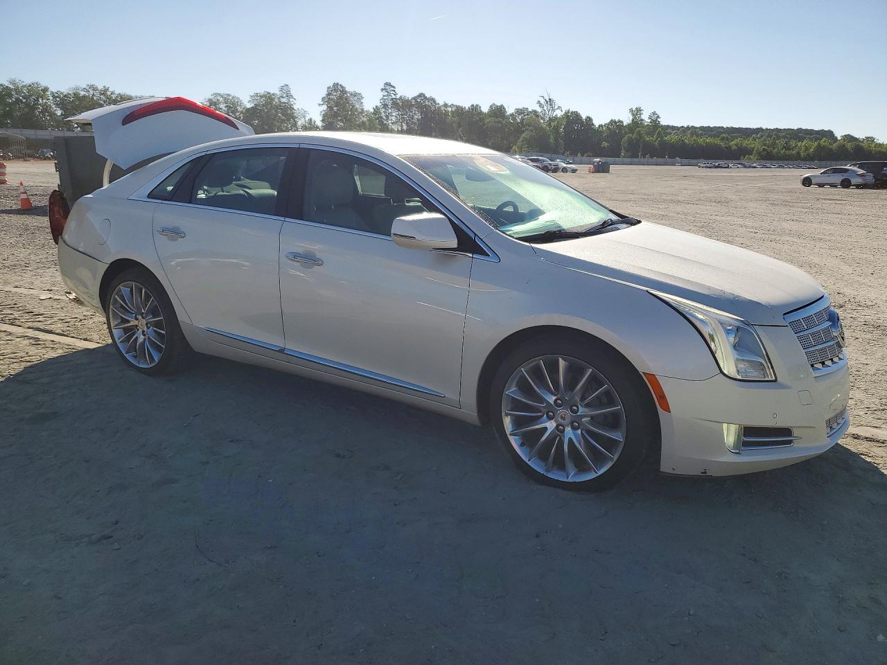 Cadillac XTS Platinum