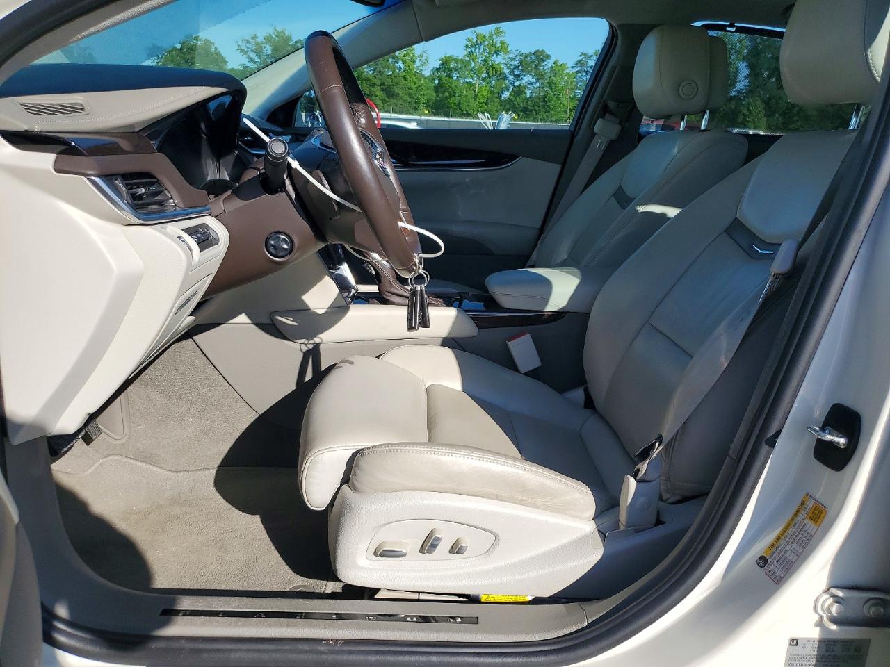 Cadillac XTS Platinum