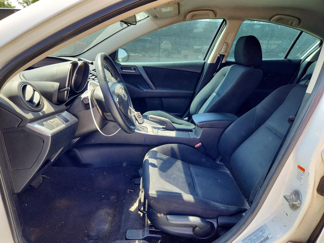 Mazda 3 I