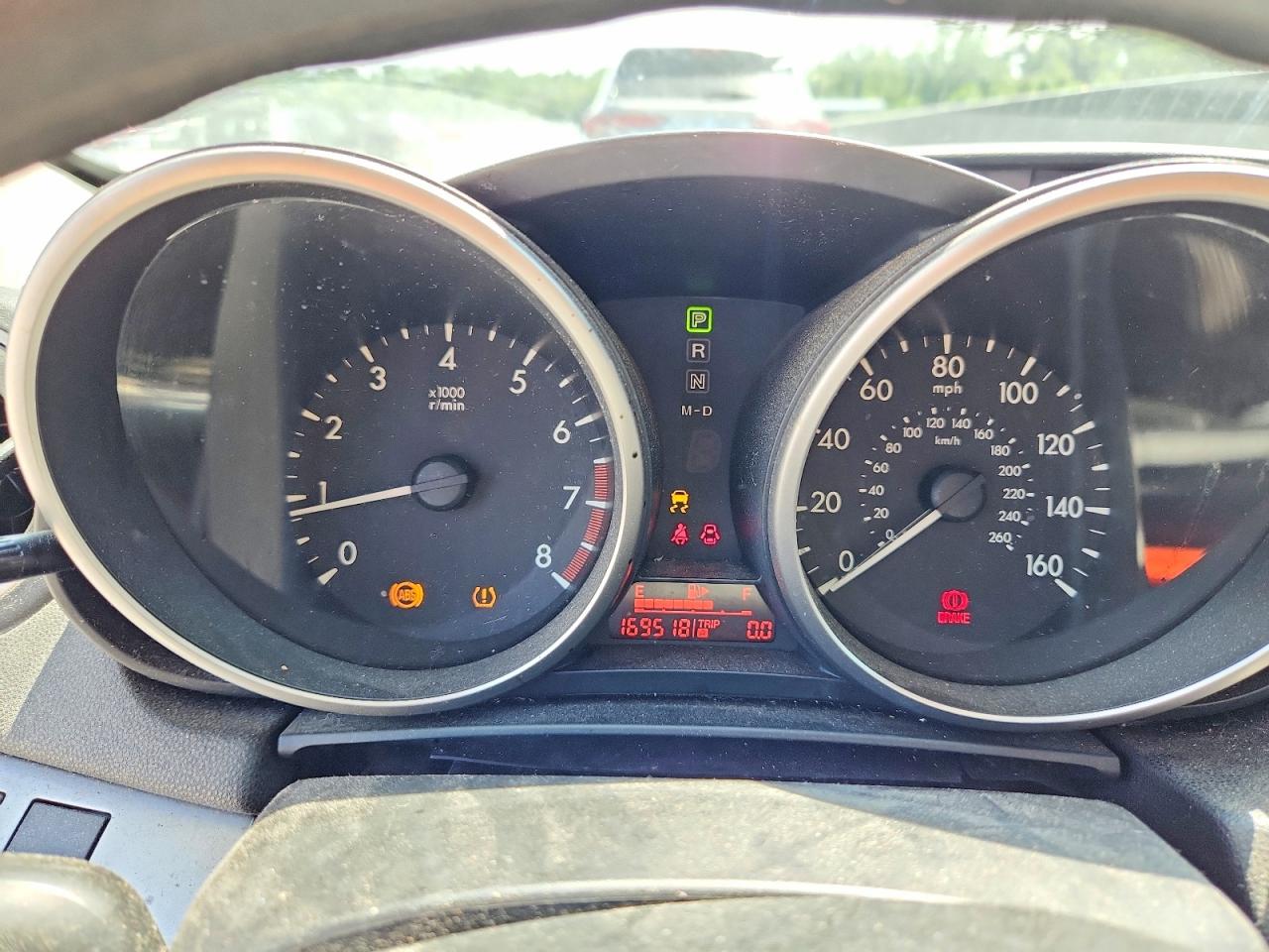 Mazda 3 I