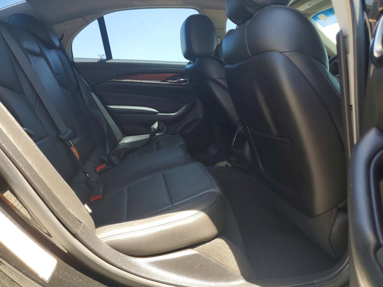 Cadillac CTS Luxury Collection