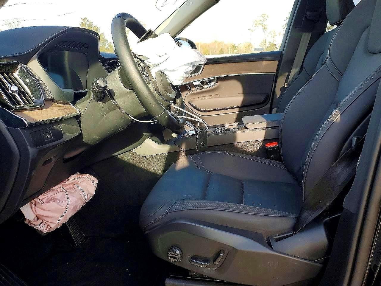 Volvo XC90 Plus