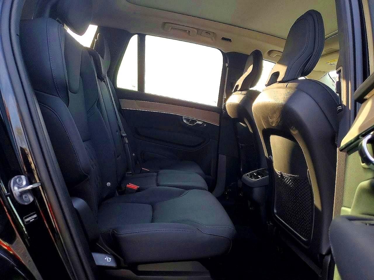 Volvo XC90 Plus