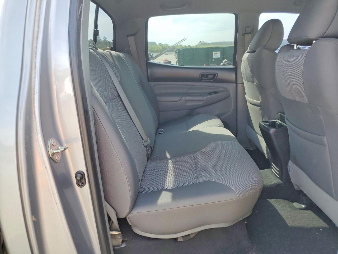 Toyota Tacoma V6