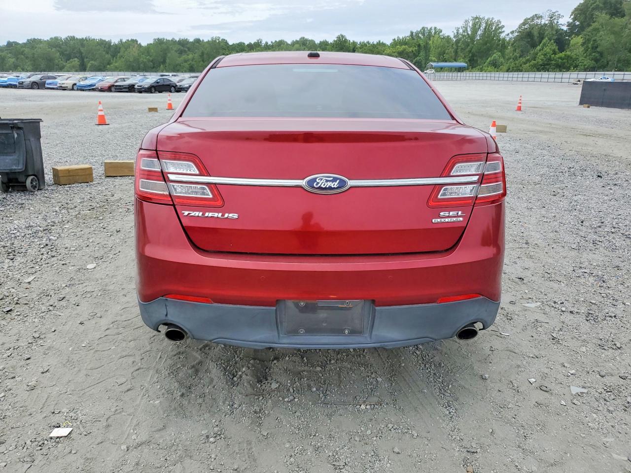 Ford Taurus Sel