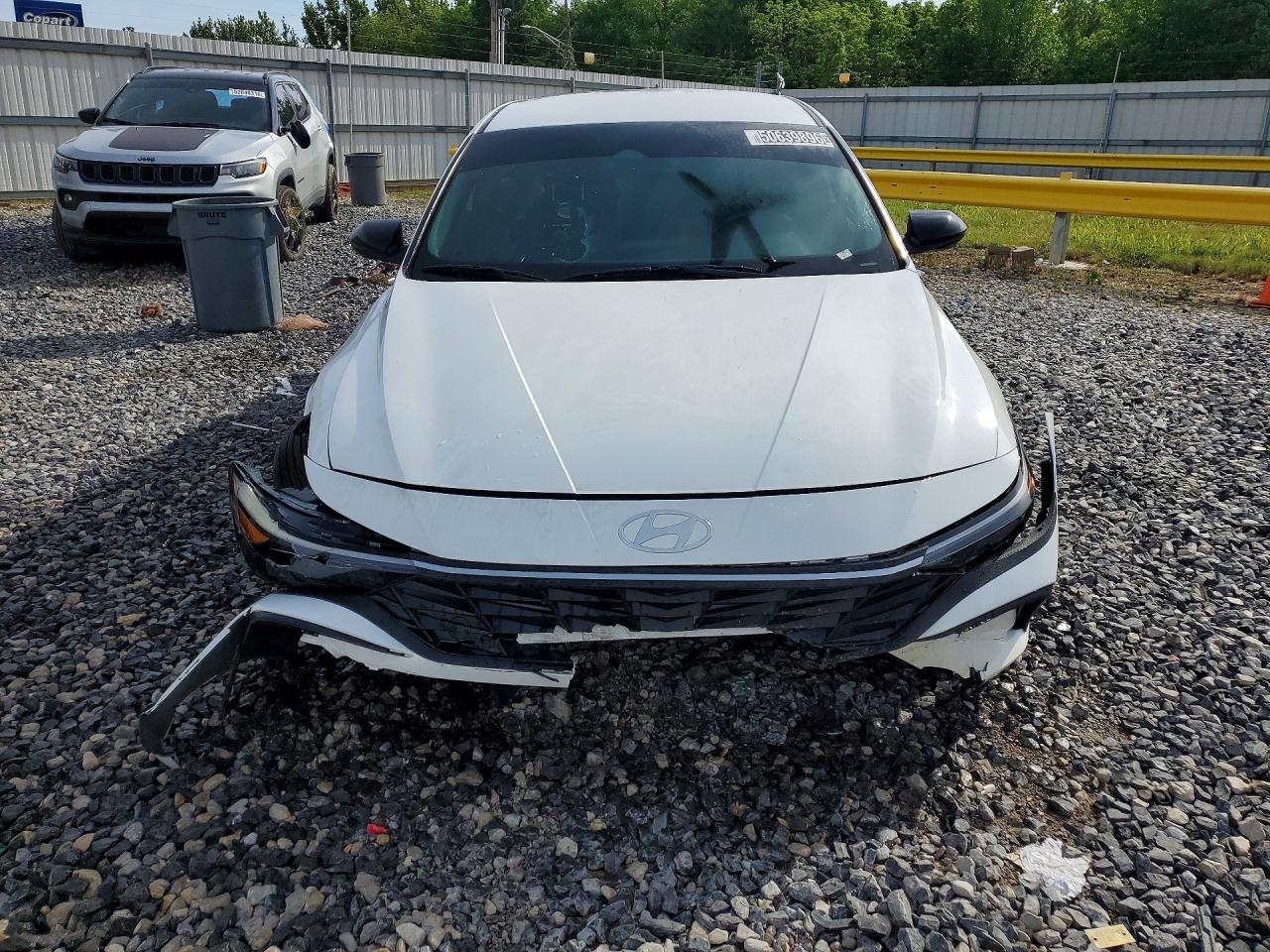 Hyundai ELANTRA Sel Sport