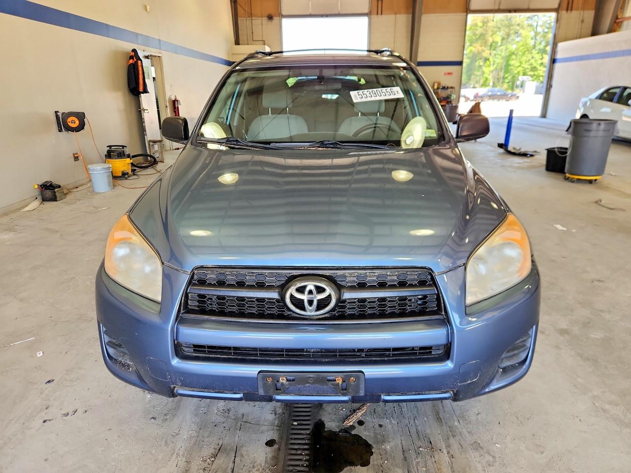 Toyota RAV4 Base