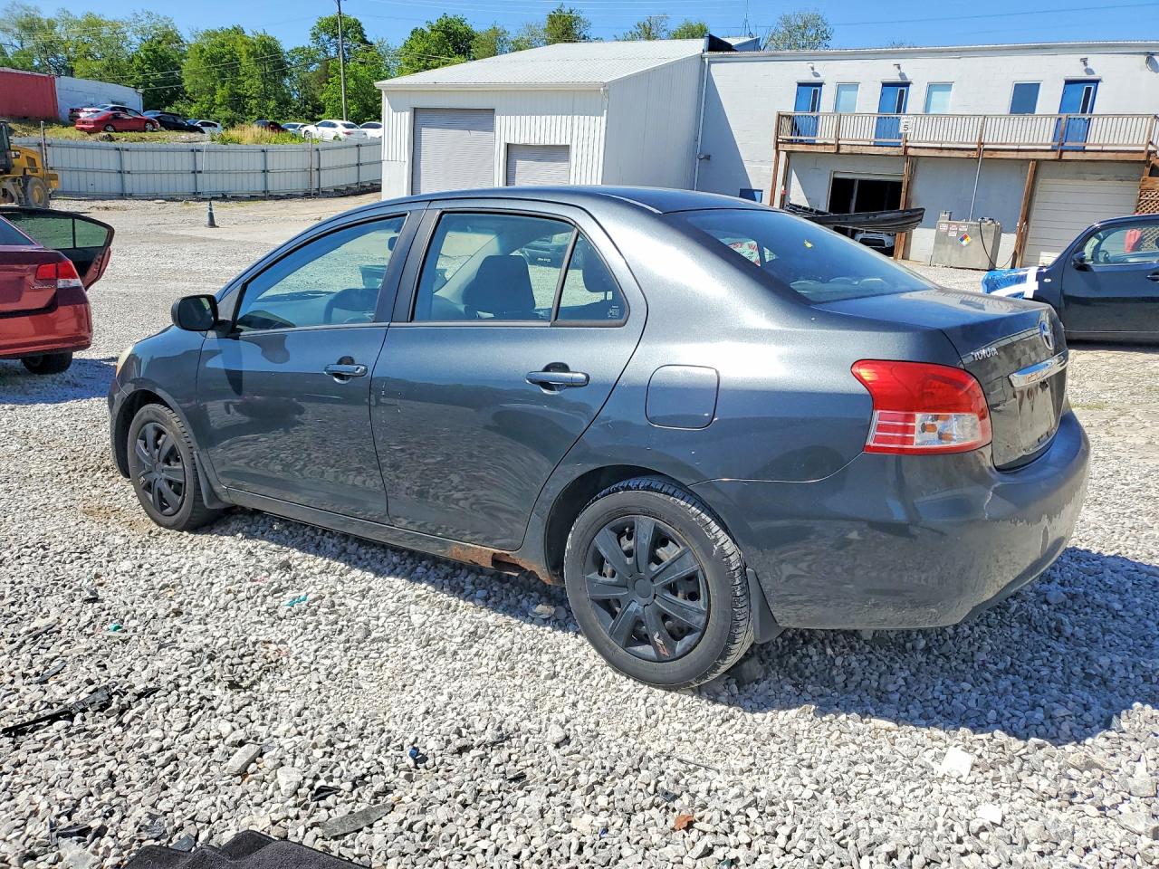 Toyota Yaris Base