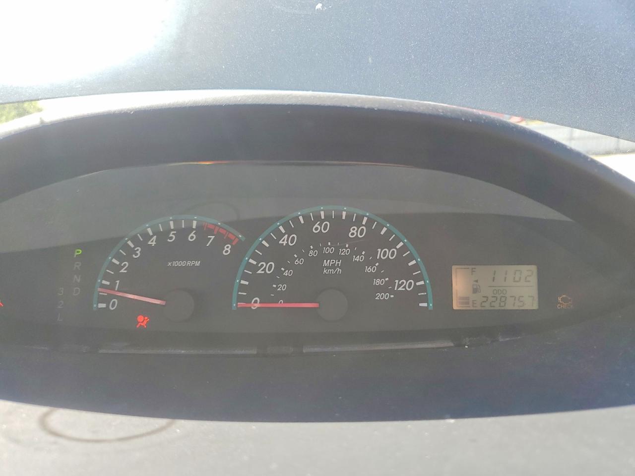 Toyota Yaris Base