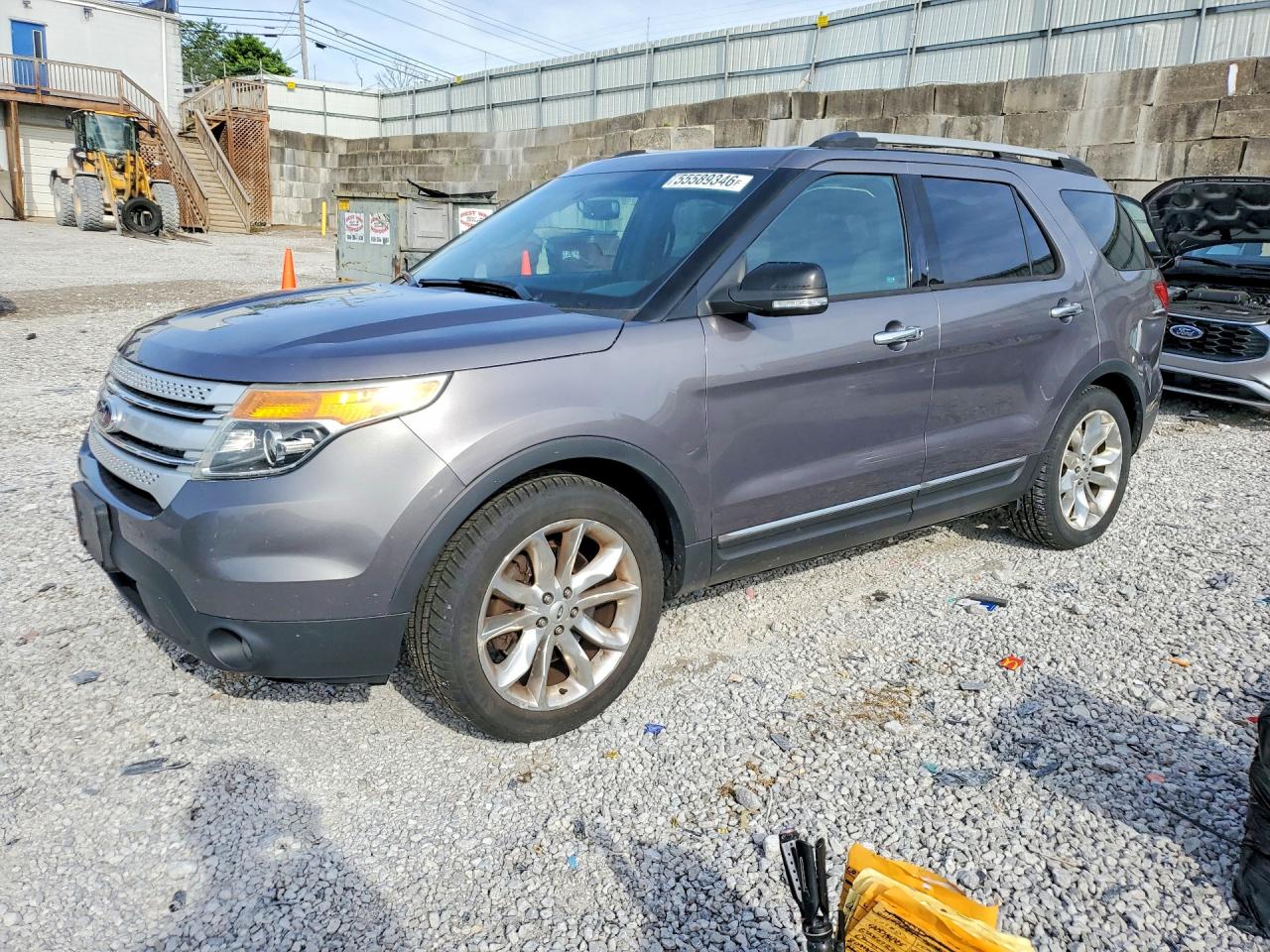 Salvage Ford Explorer Image