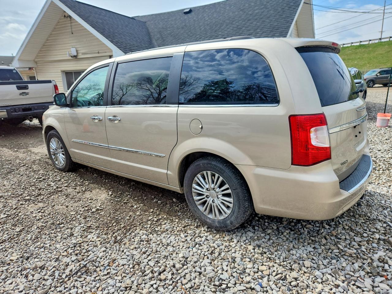 Chrysler Minivan Touring L