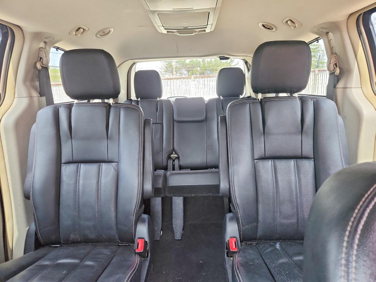 Chrysler Minivan Touring L