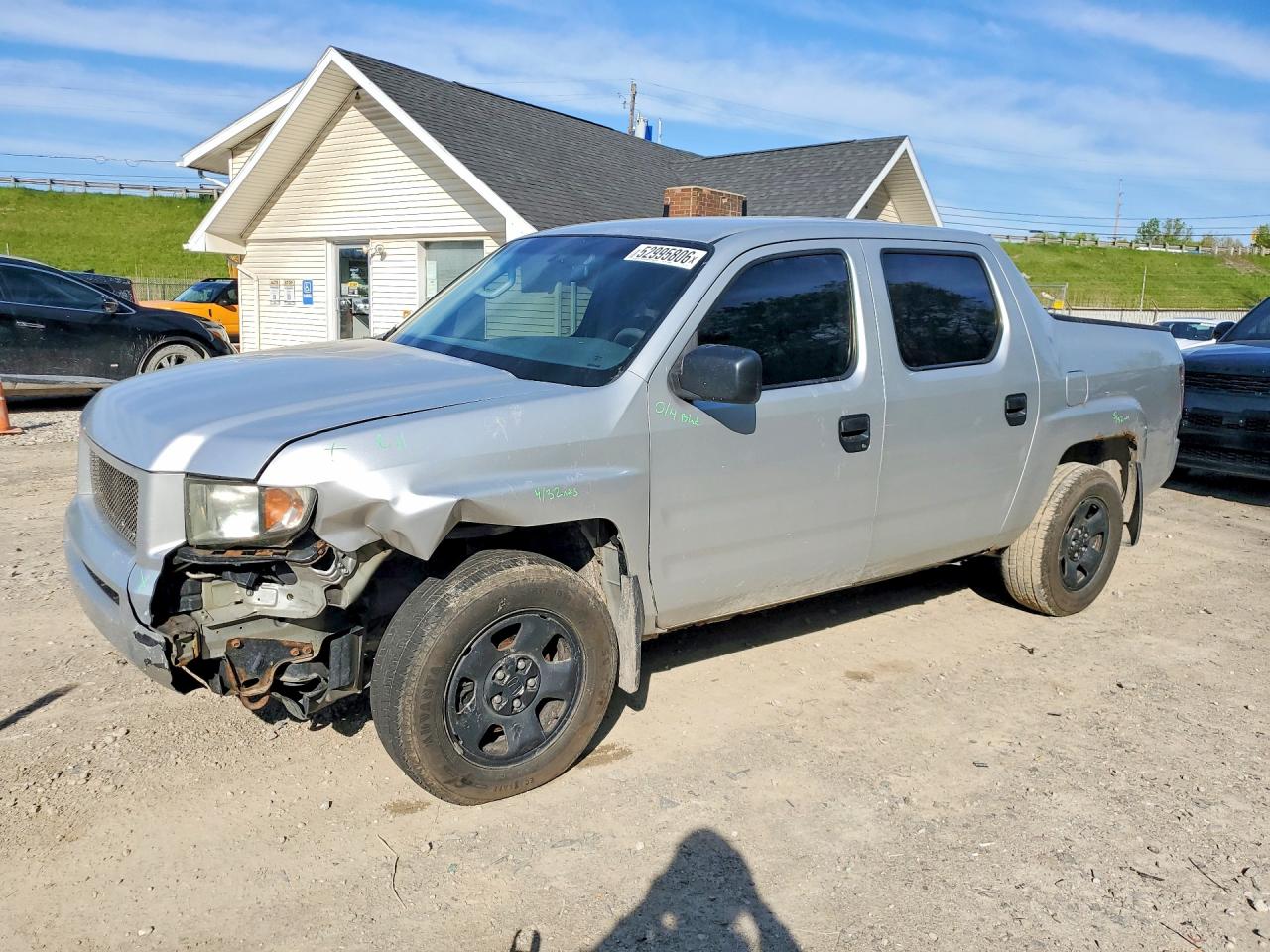 Salvage Honda Ridgeline Image