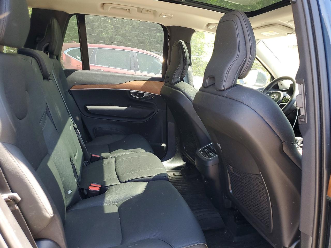 Volvo XC90 Plus