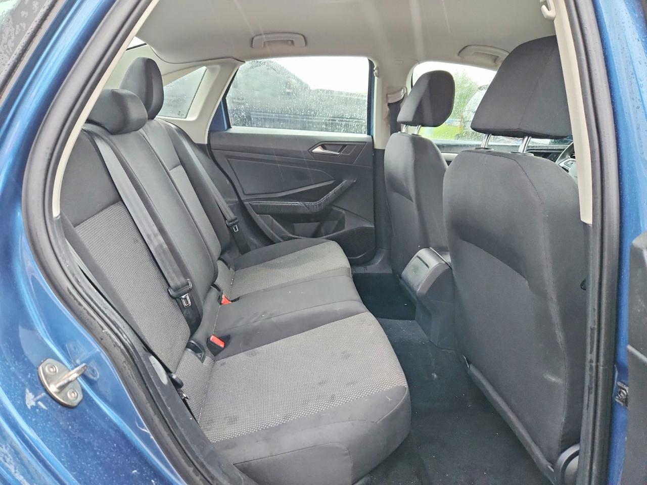 Volkswagen Jetta S