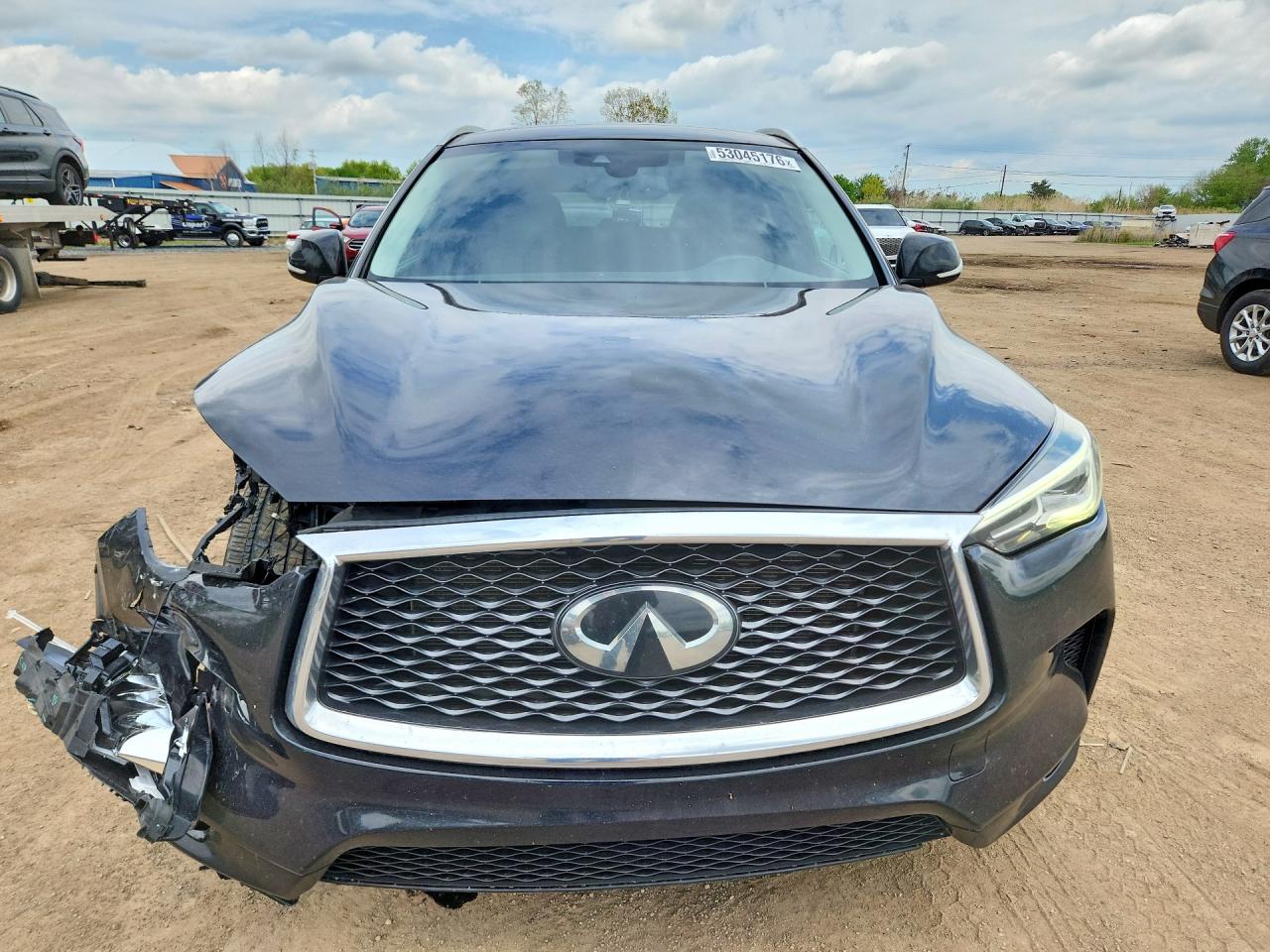 INFINITI Qx Luxe