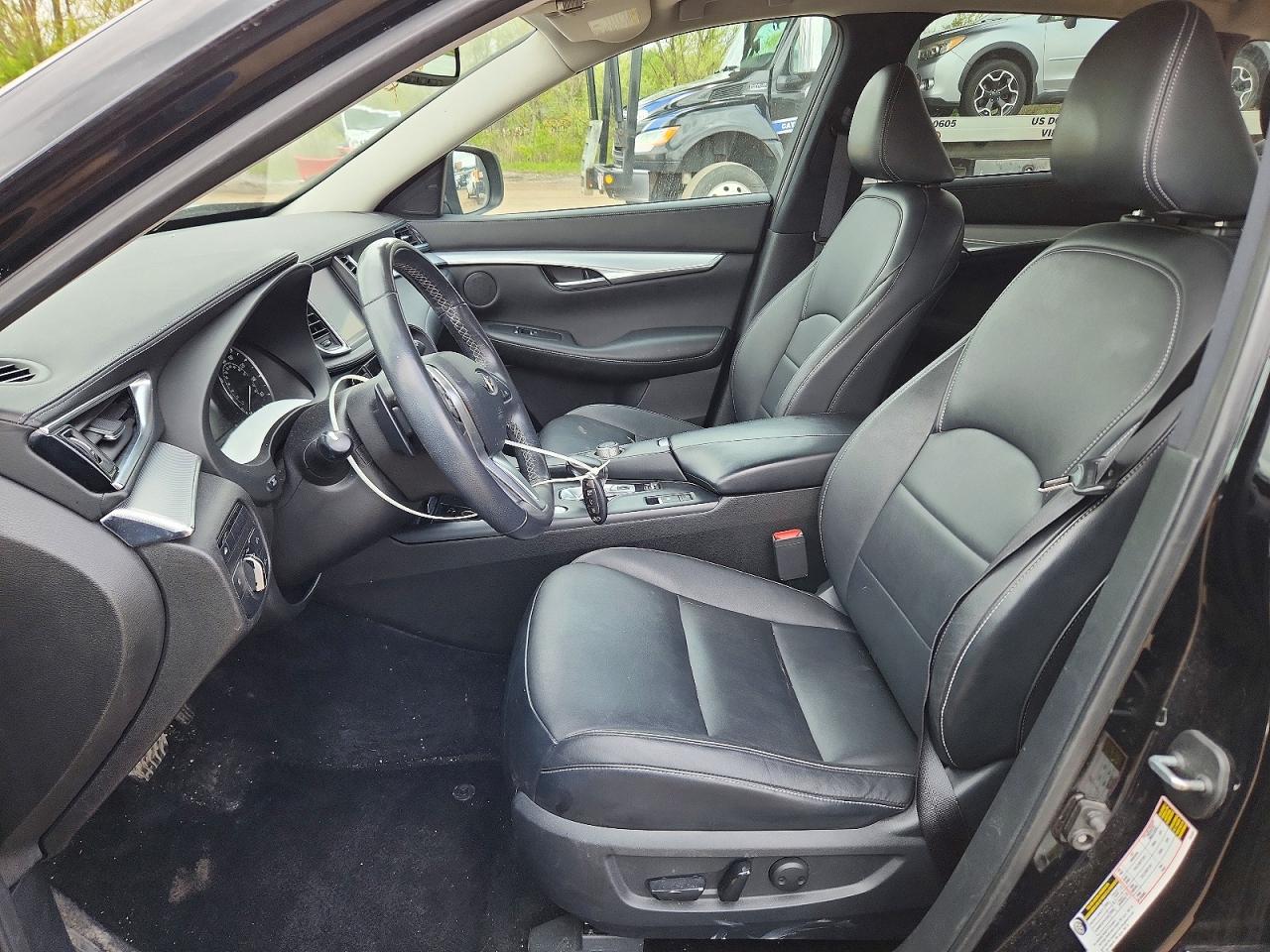 INFINITI Qx Luxe