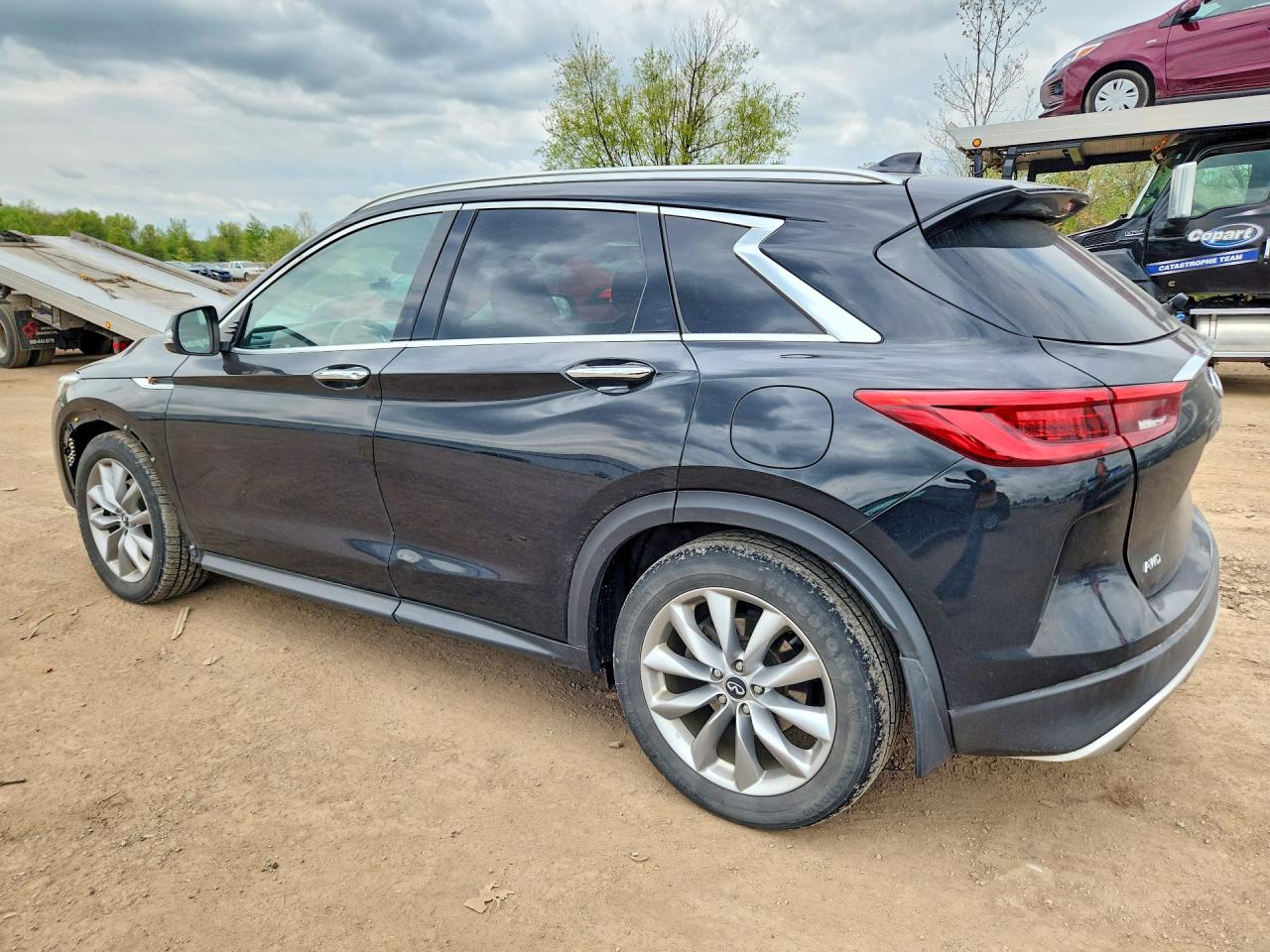 INFINITI Qx Luxe