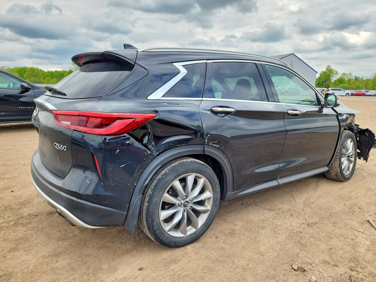 INFINITI Qx Luxe