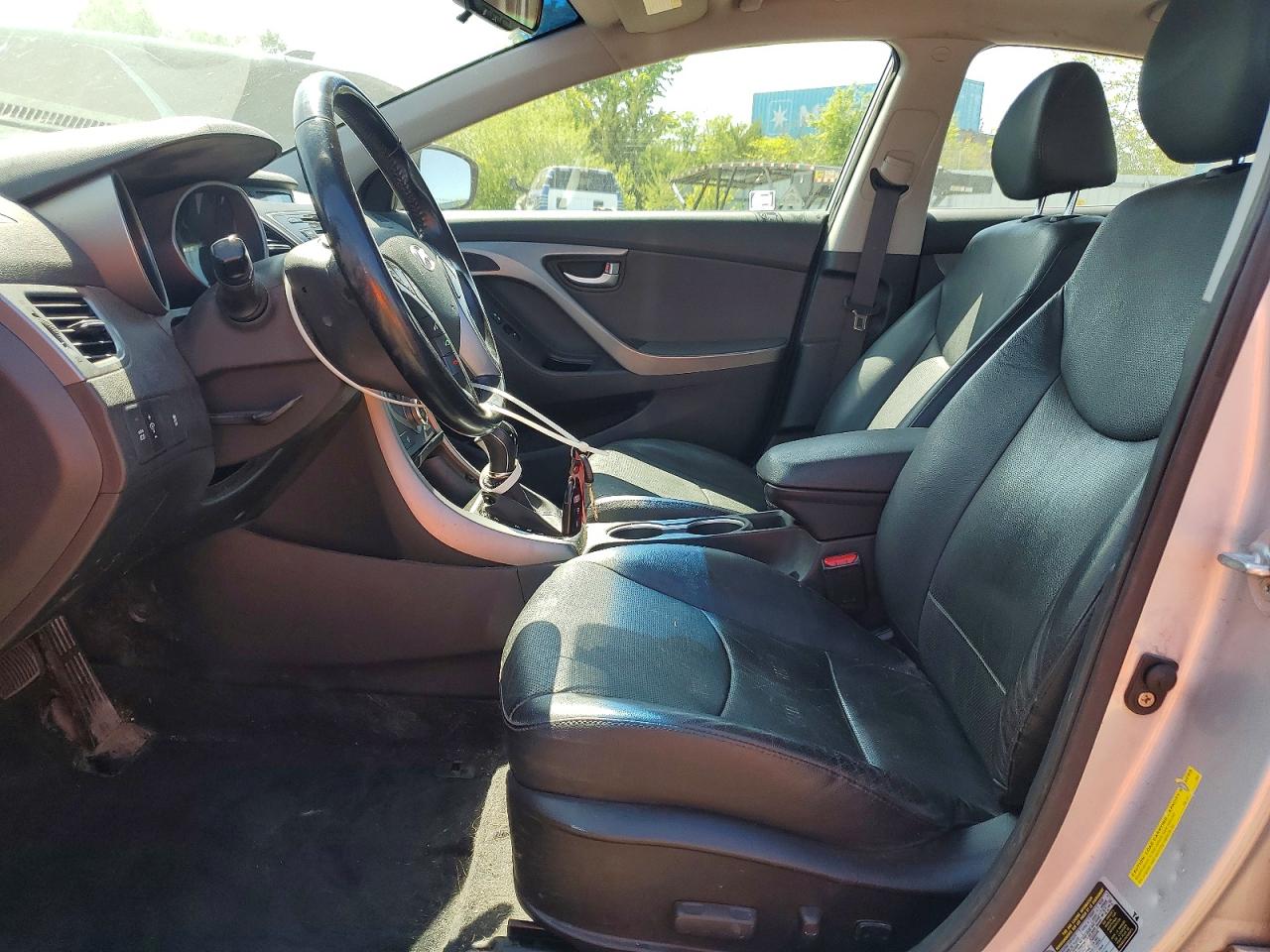 Hyundai ELANTRA Limited