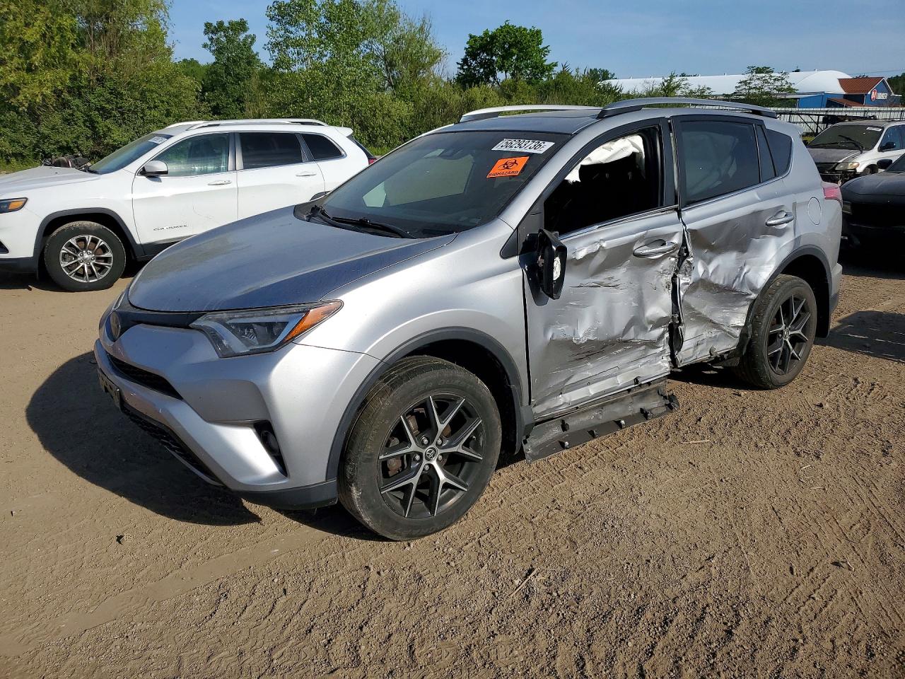 Salvage Toyota RAV4 Image