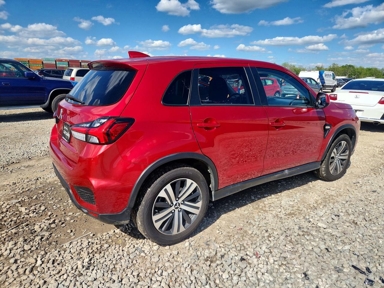 Mitsubishi Outlander S