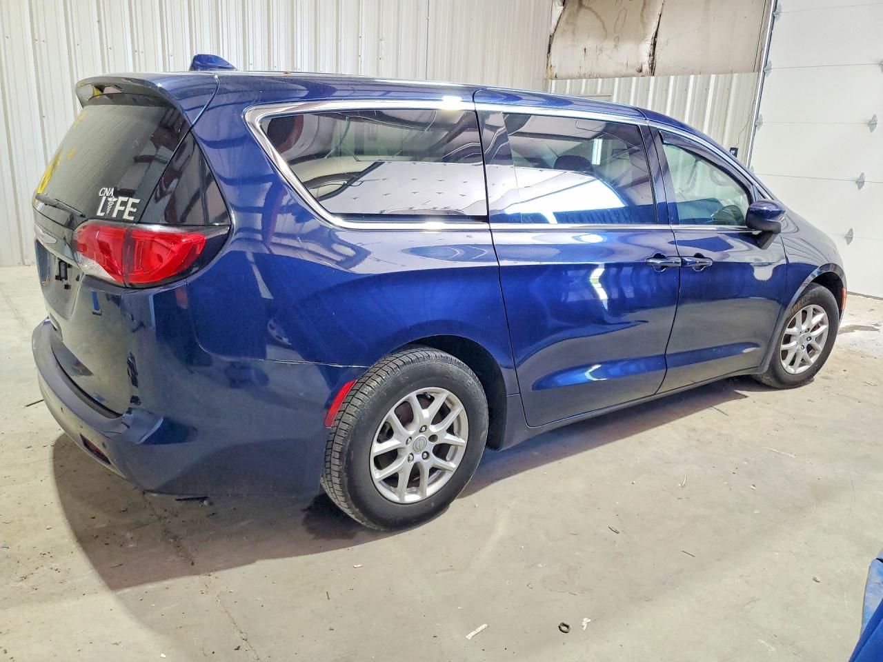 Chrysler Pacifica Touring