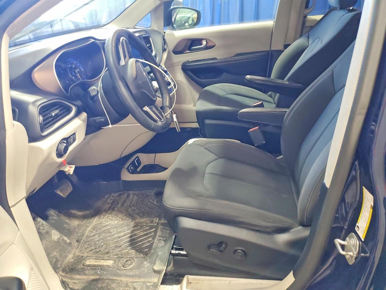 Chrysler Pacifica Touring