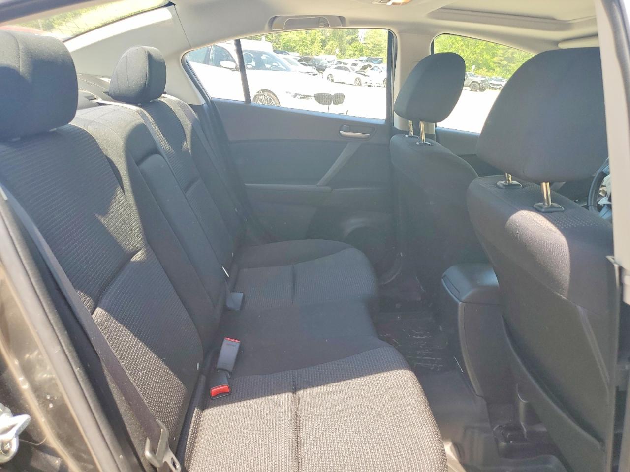 Mazda 3 I