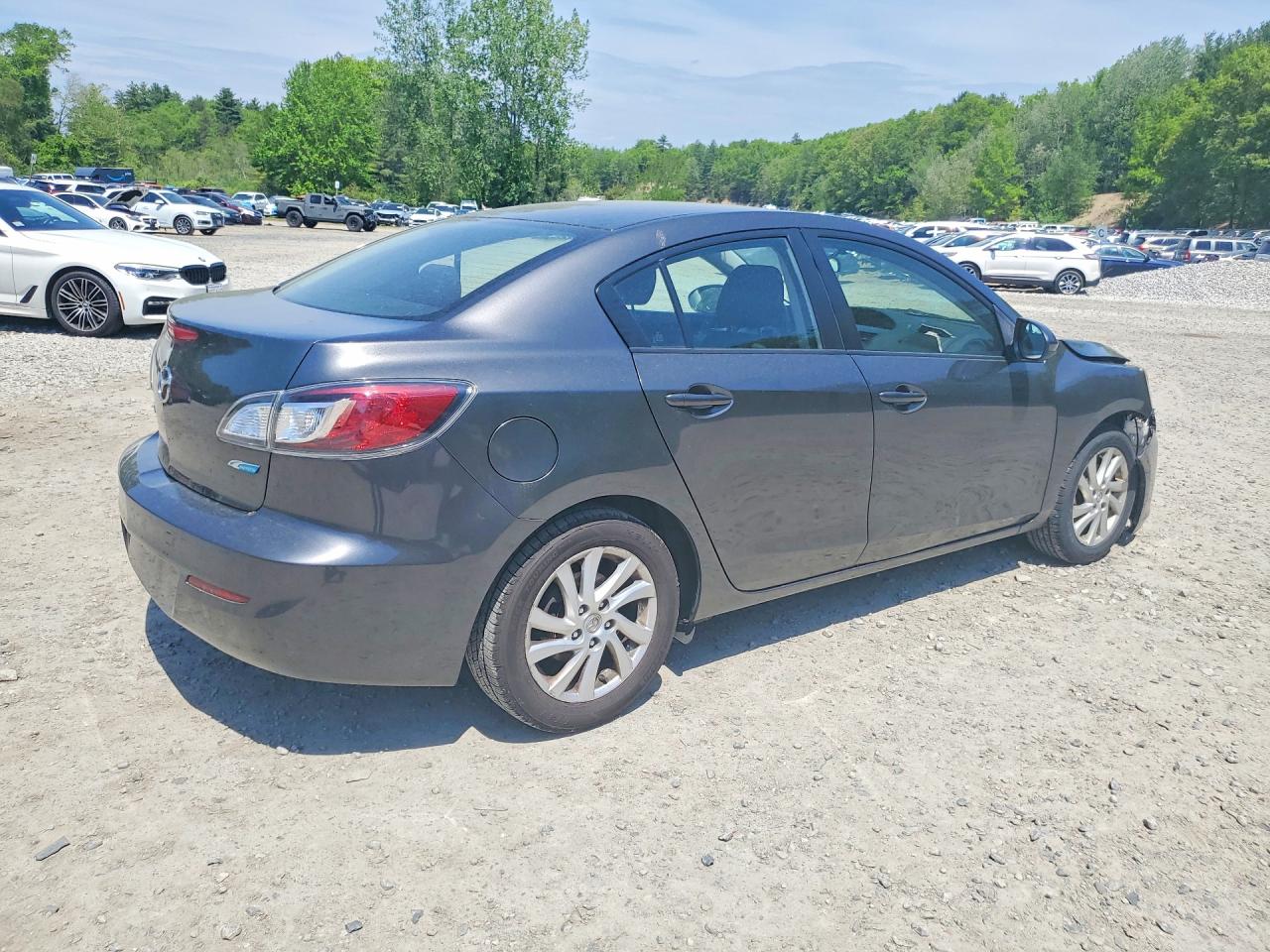 Mazda 3 I