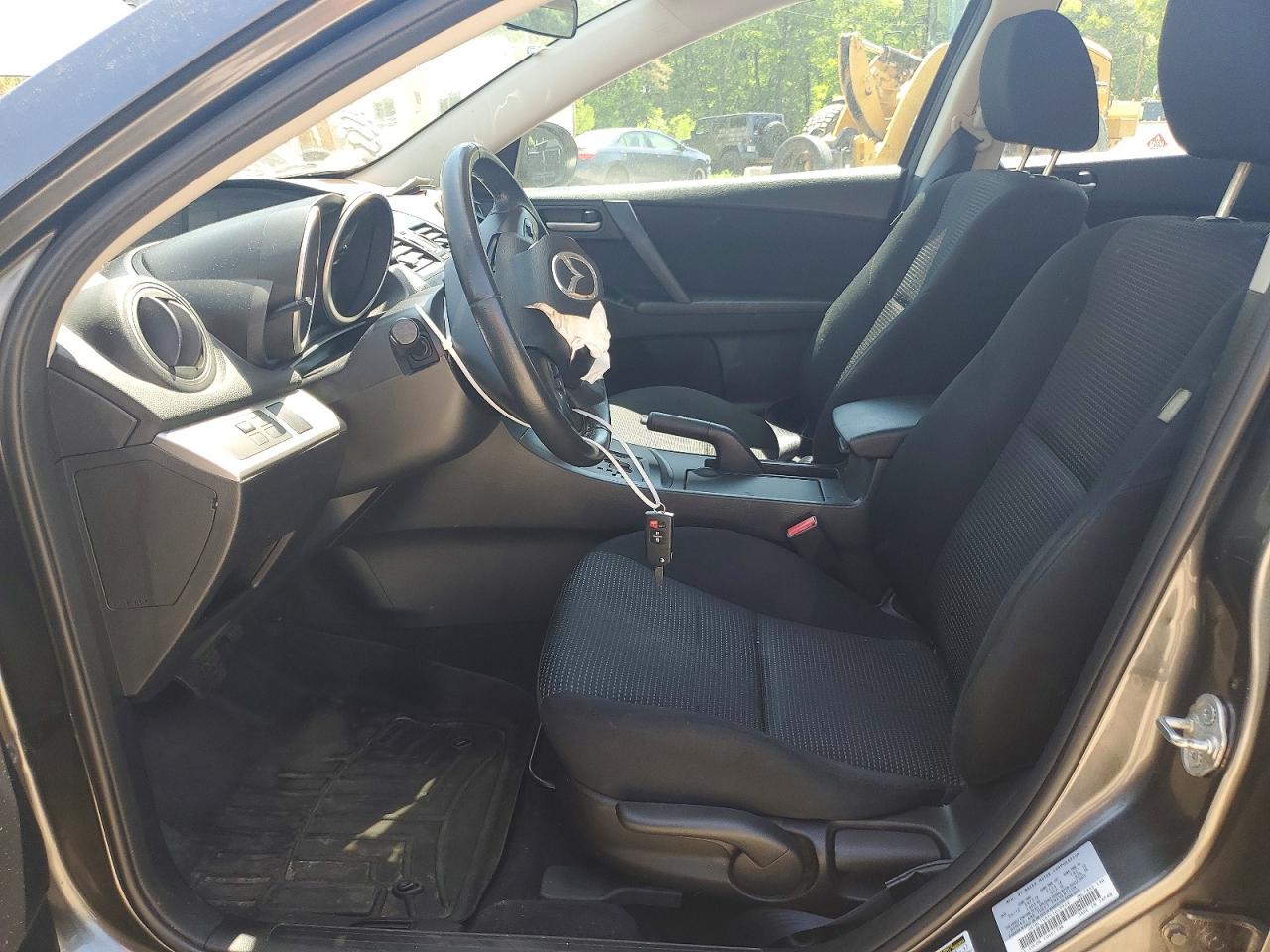 Mazda 3 I